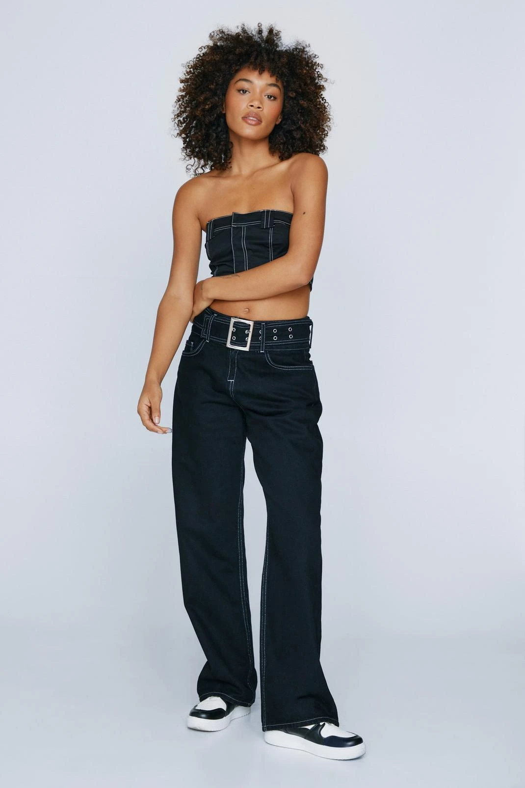Contrast Stitch Belted Wide Leg Jeans - Image 4