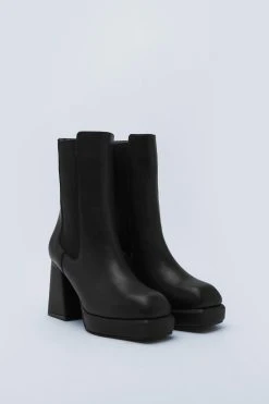 Faux Leather Platform Chelsea Boots -Nasty Gal Sales Store womens black faux leather platform chelsea boots 2