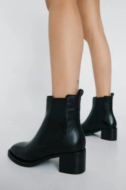 Leather Heeled Chelsea Boots