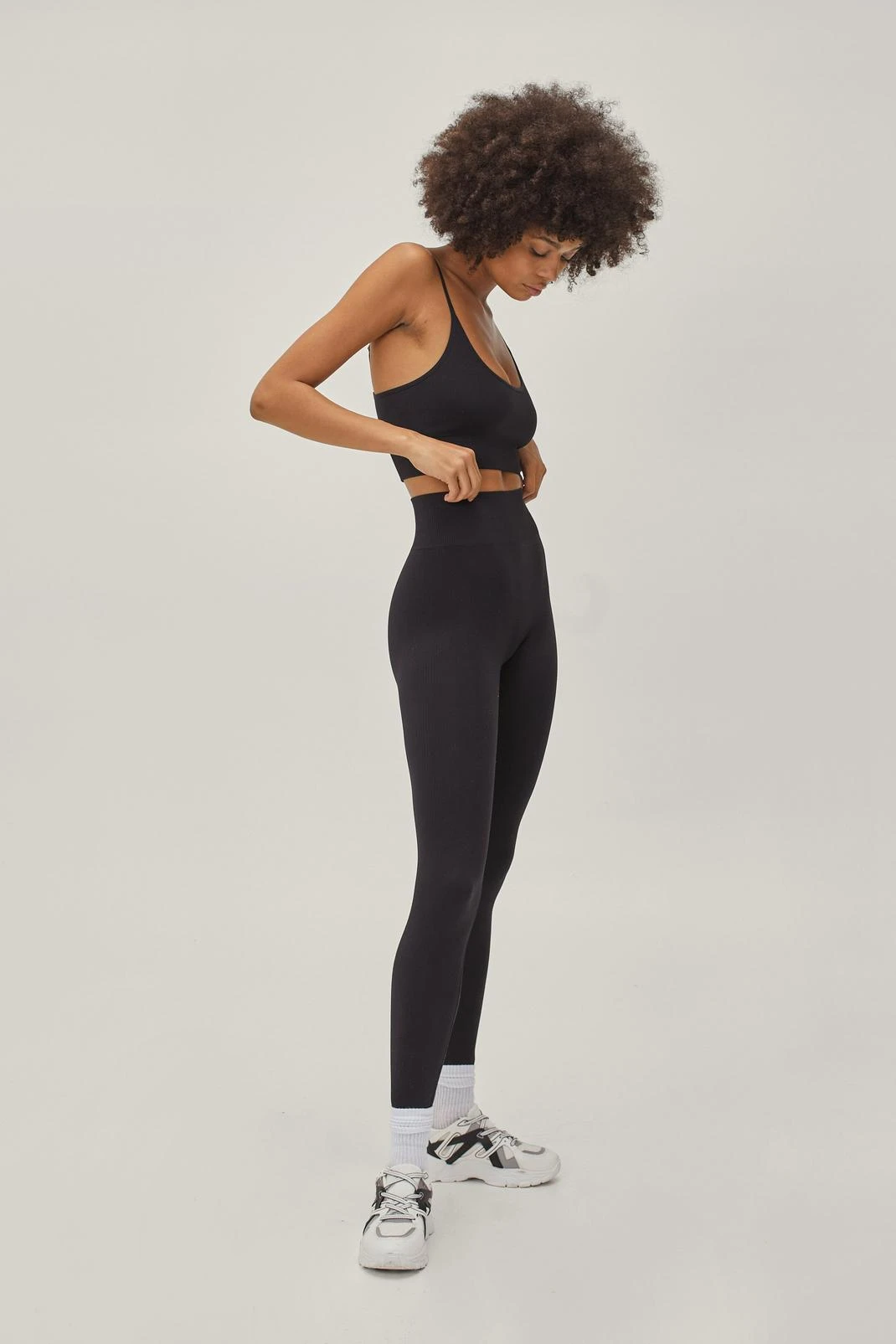 Seamless Sculpted Yarn Bralet And Full Length Legging Set - Image 8