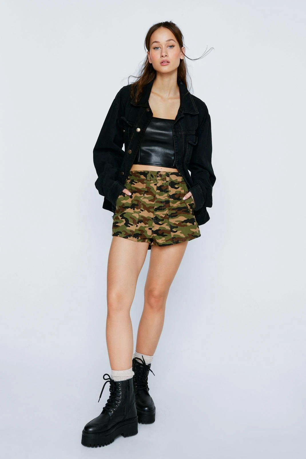 Petite Camo Short - Image 4