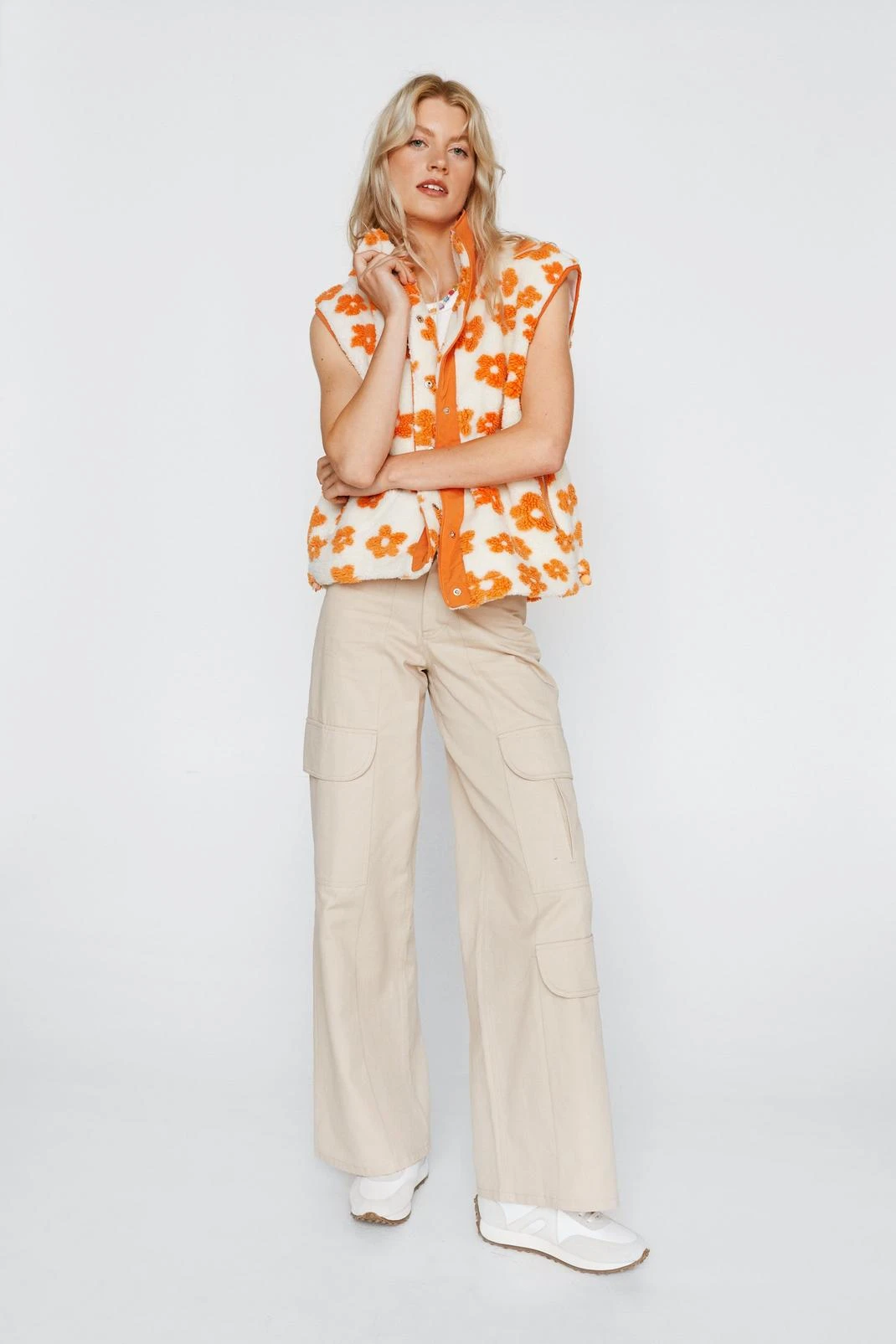 Floral Printed Fleece Vest - Image 2