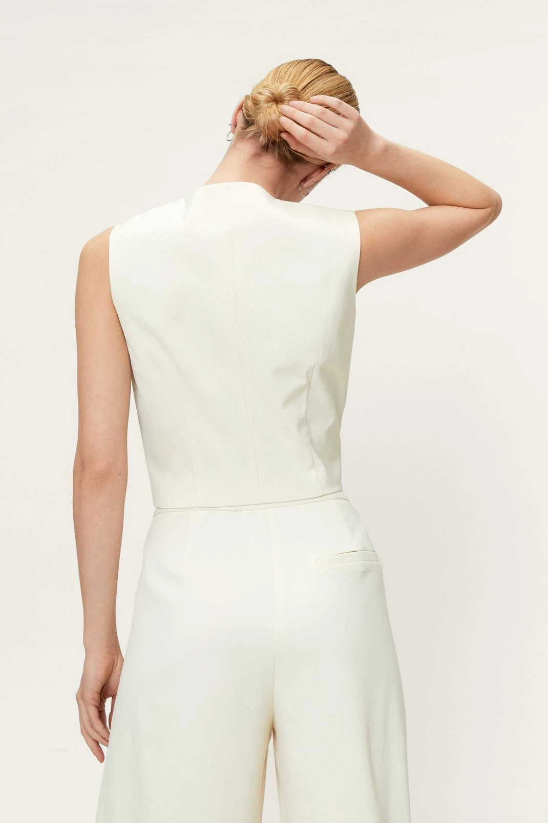 Cropped Tailored Single Breasted Vest 8 Cropped Tailored Single Breasted Vest - Image 6