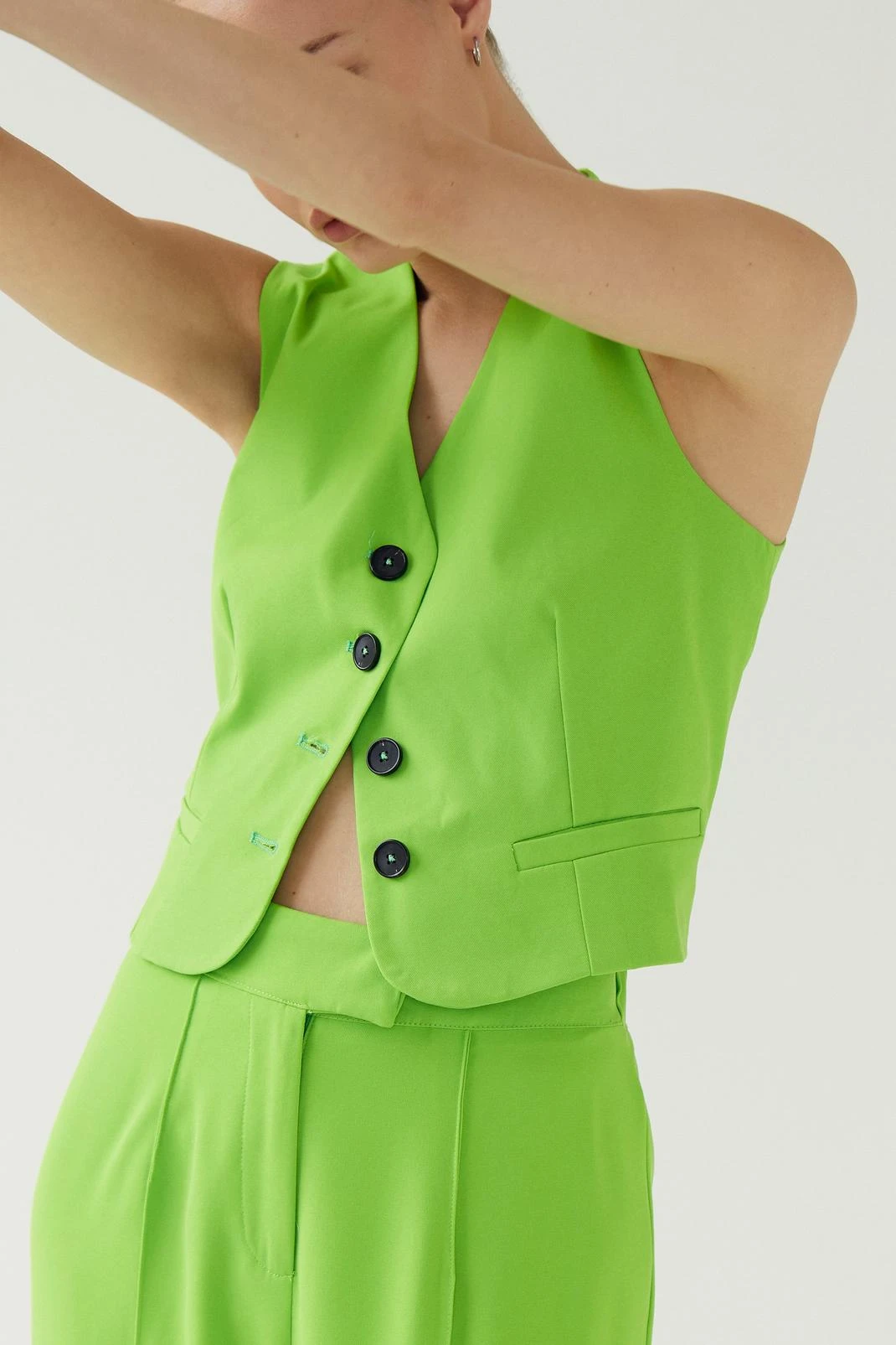 Cropped Tailored Single Breasted Vest - Image 13