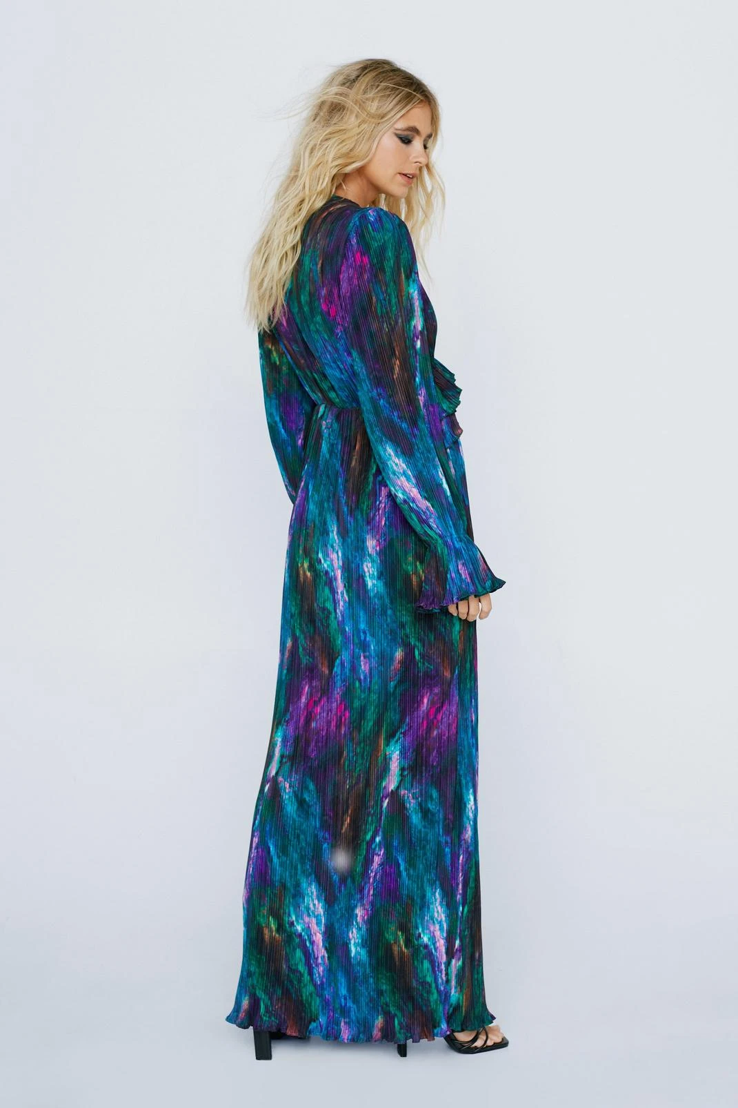 Marble Print Pleated Maxi Plunge Dress - Image 3