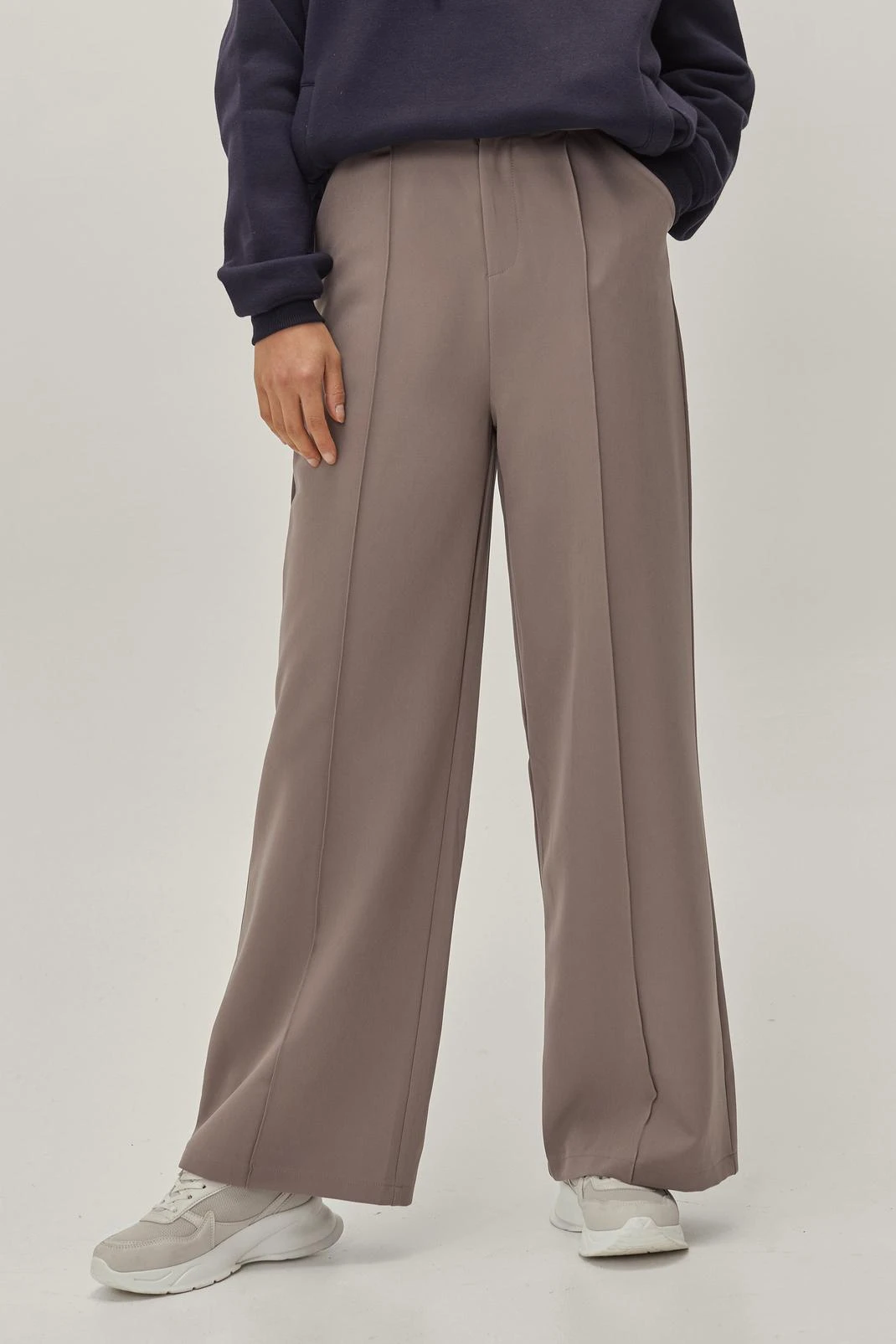 Pintuck Detailed Wide Leg Tailored Pants - Image 11