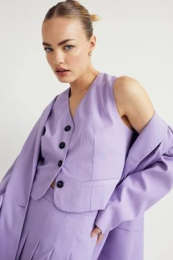 Cropped Tailored Button Down Vest