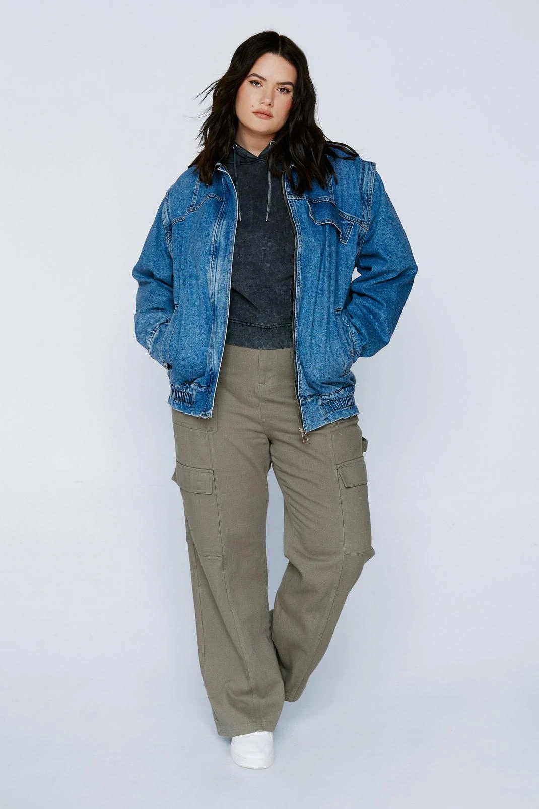 Plus Size 2 In 1 Detach Sleeve Denim Jacket 3 Plus Size 2 In 1 Detach Sleeve Denim Jacket
