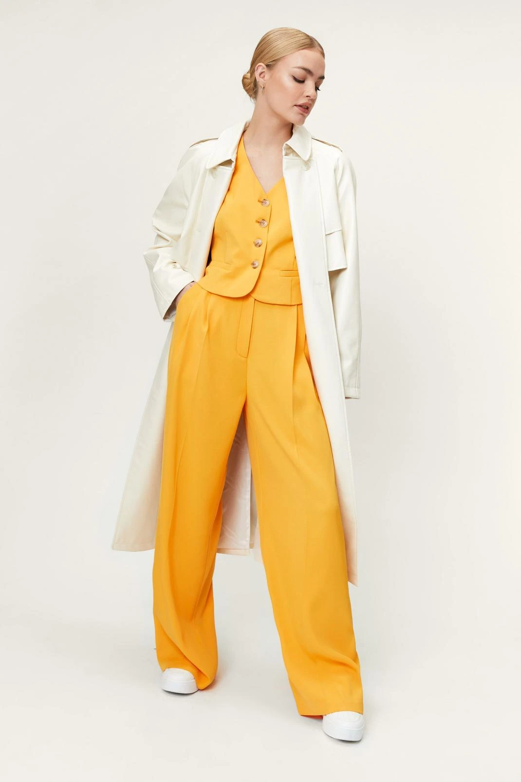 Cropped Tailored Single Breasted Vest - Image 16