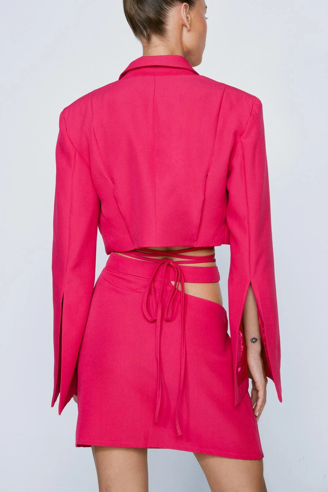Cropped Tie Detail Flared Sleeve Blazer - Image 3