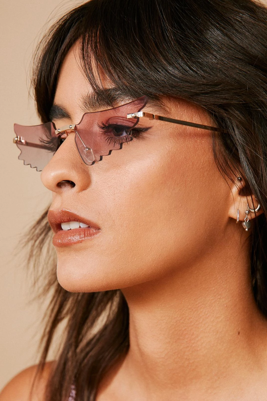 Ombre Wing Shape Sunglasses 6 Ombre Wing Shape Sunglasses - Image 4