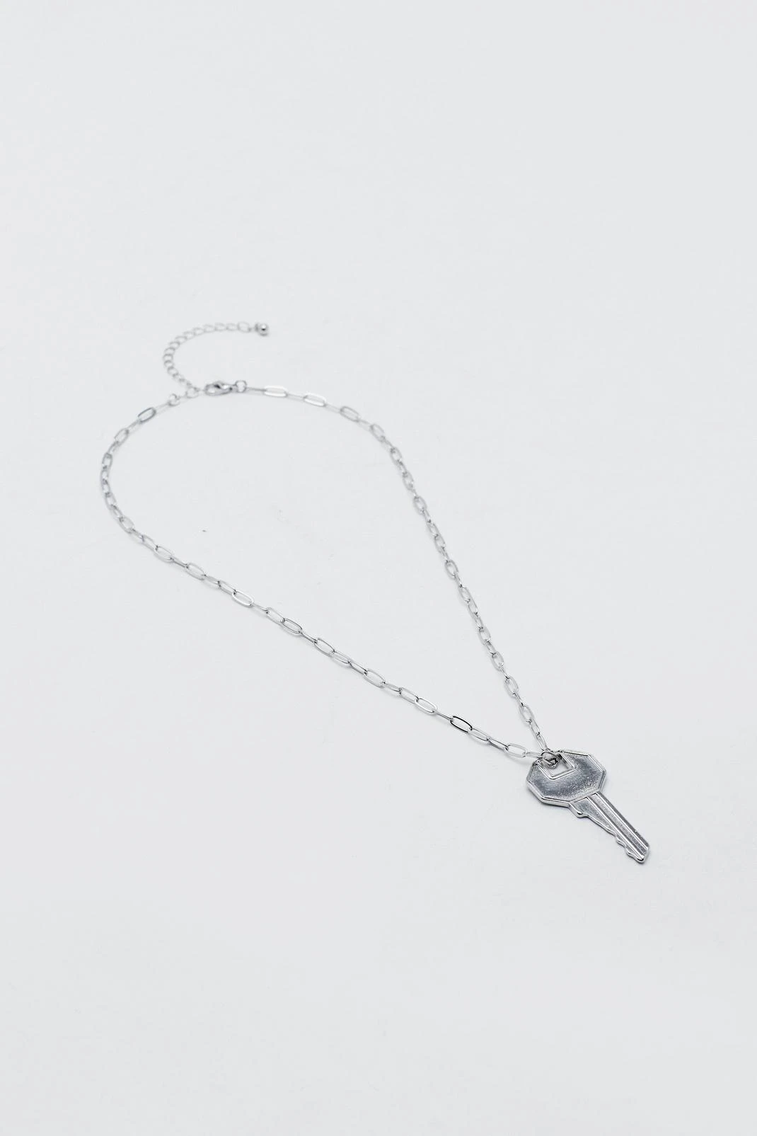 Key Pendant Chain Necklace 4 Key Pendant Chain Necklace - Image 2