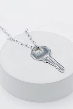Key Pendant Chain Necklace 8 Key Pendant Chain Necklace -Nasty Gal Sales Store womens silver key pendant chain necklace 2