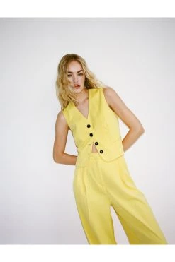 Cropped Tailored Single Breasted Vest 43 Cropped Tailored Single Breasted Vest -Nasty Gal Sales Store womens yellow cropped tailored single breasted vest 10